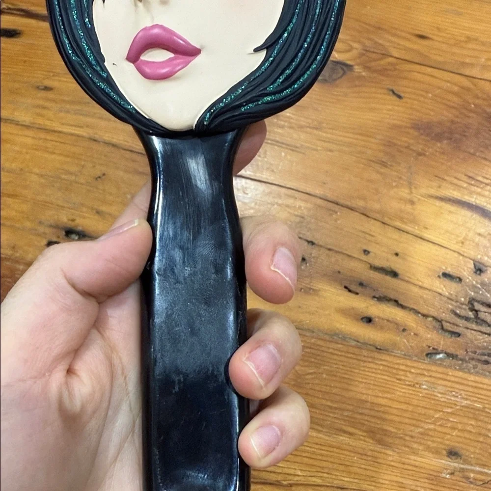 N/A stylish hairbrush